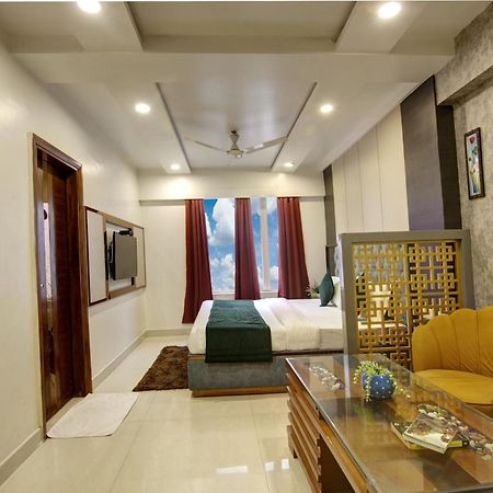 The Shanti Plaza - New Delhi Nova Deli Exterior foto