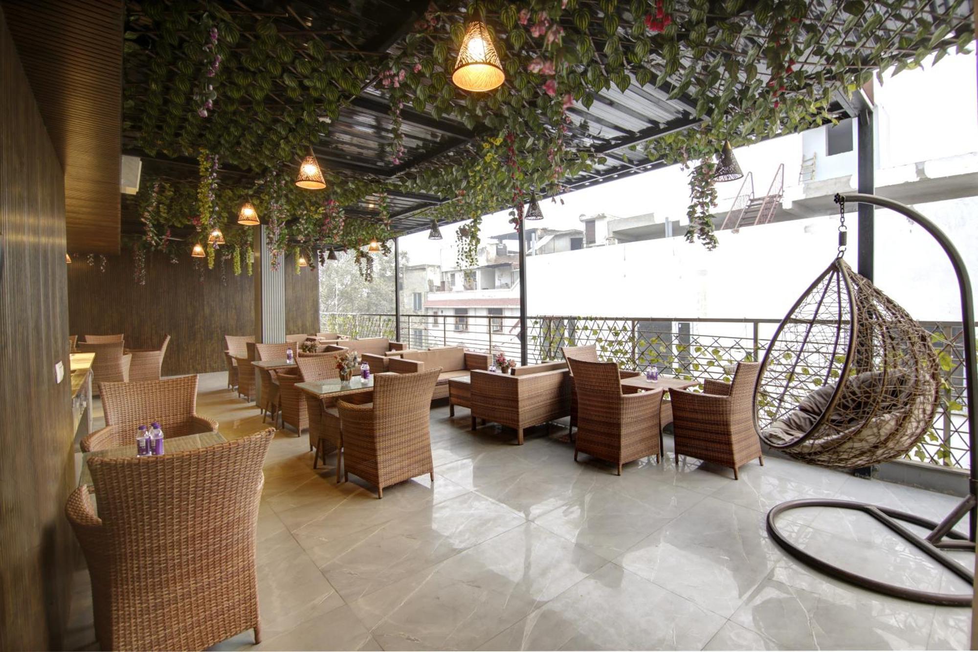 The Shanti Plaza - New Delhi Nova Deli Exterior foto