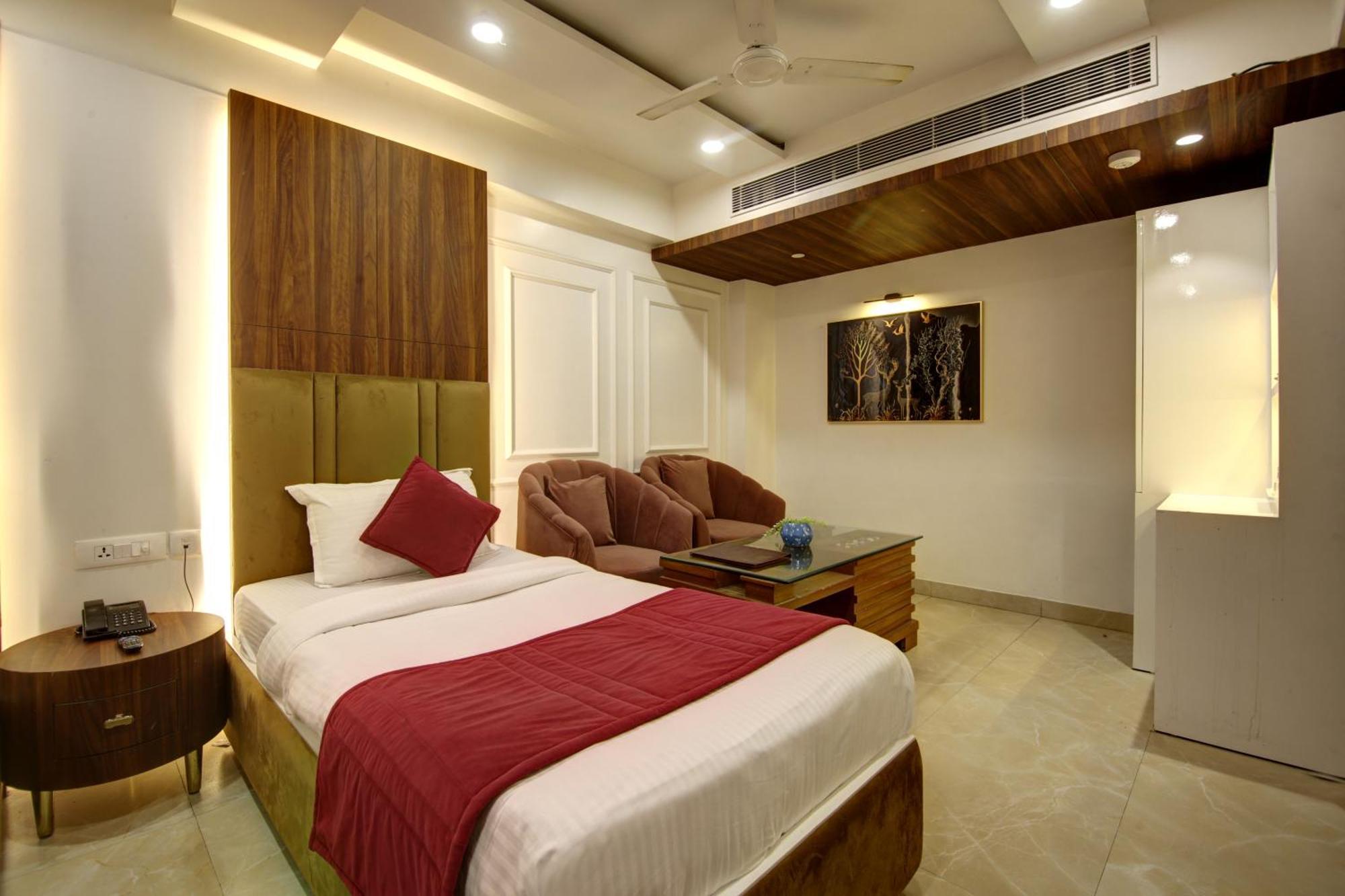 The Shanti Plaza - New Delhi Nova Deli Exterior foto