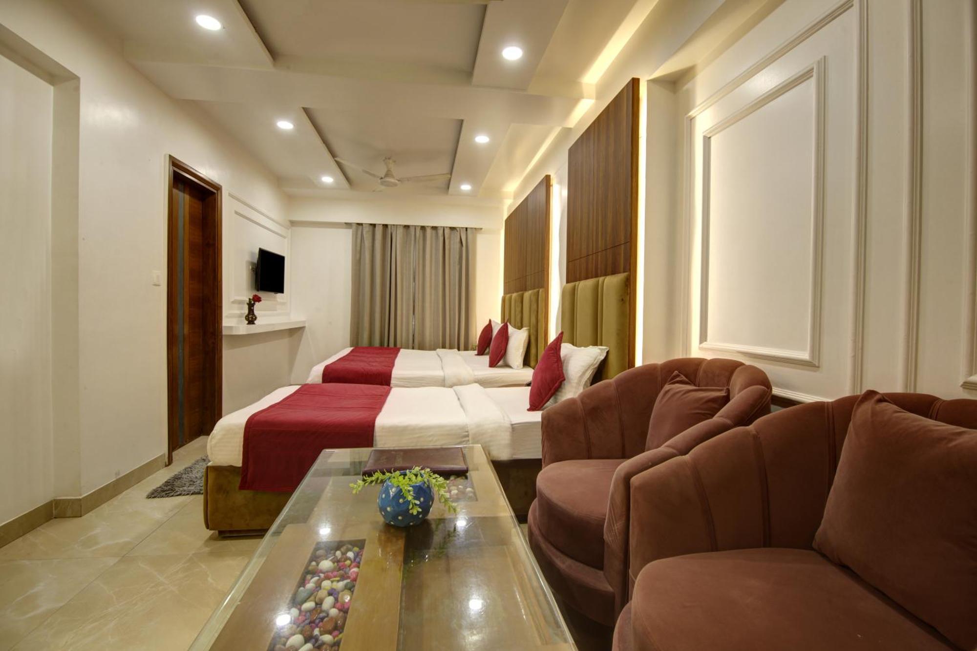 The Shanti Plaza - New Delhi Nova Deli Exterior foto