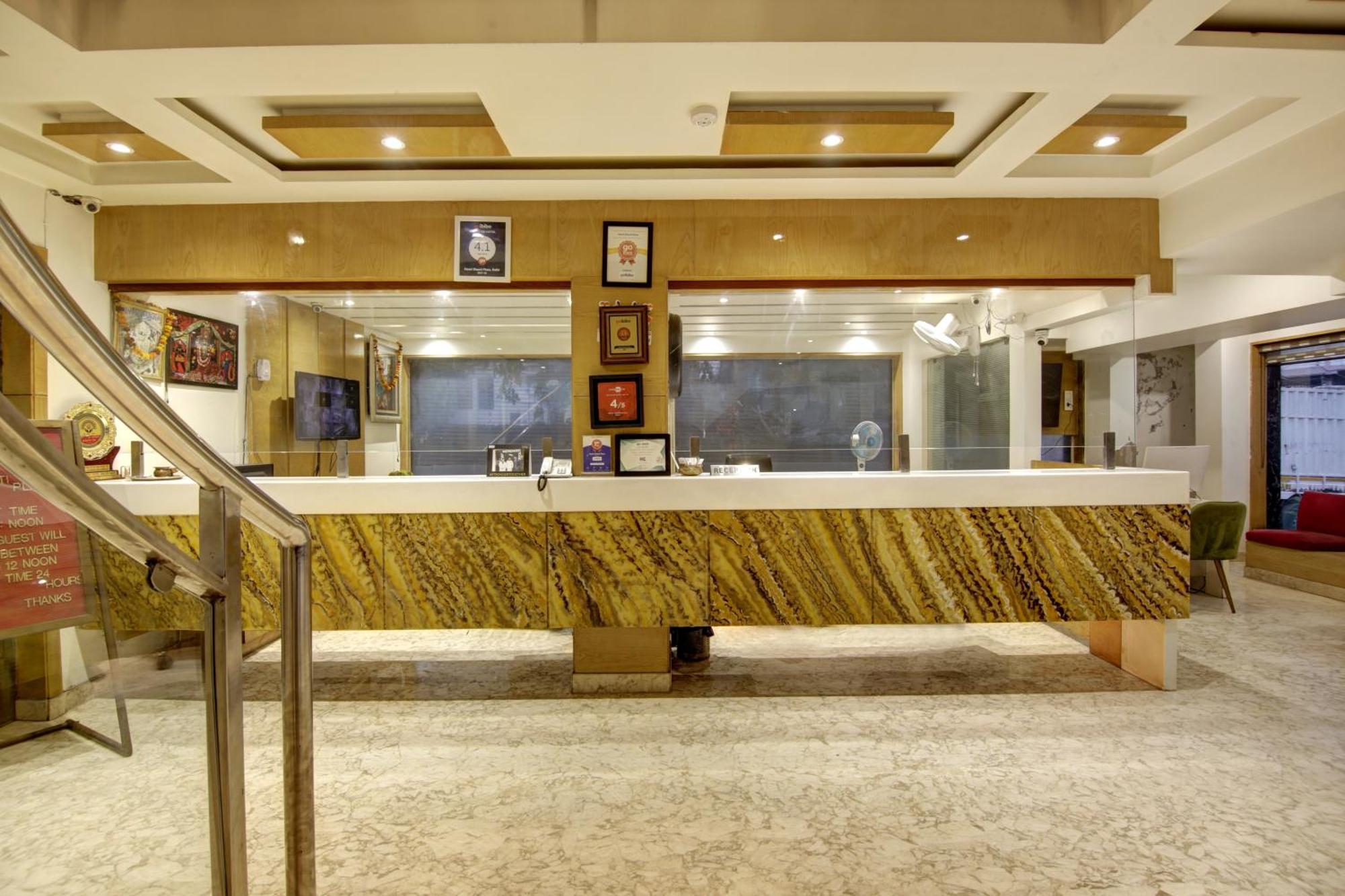 The Shanti Plaza - New Delhi Nova Deli Exterior foto