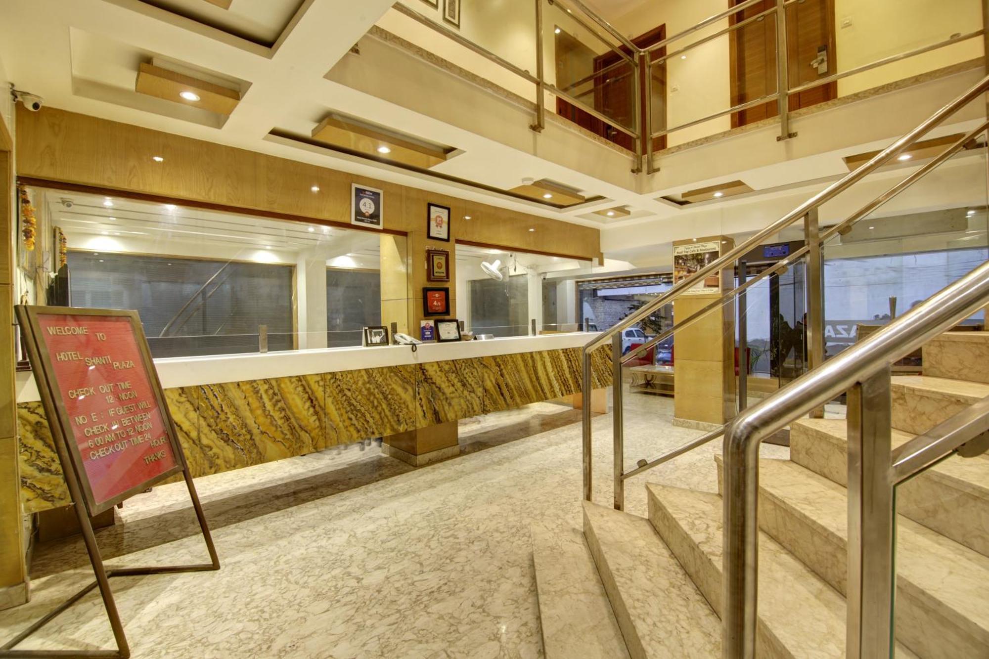 The Shanti Plaza - New Delhi Nova Deli Exterior foto