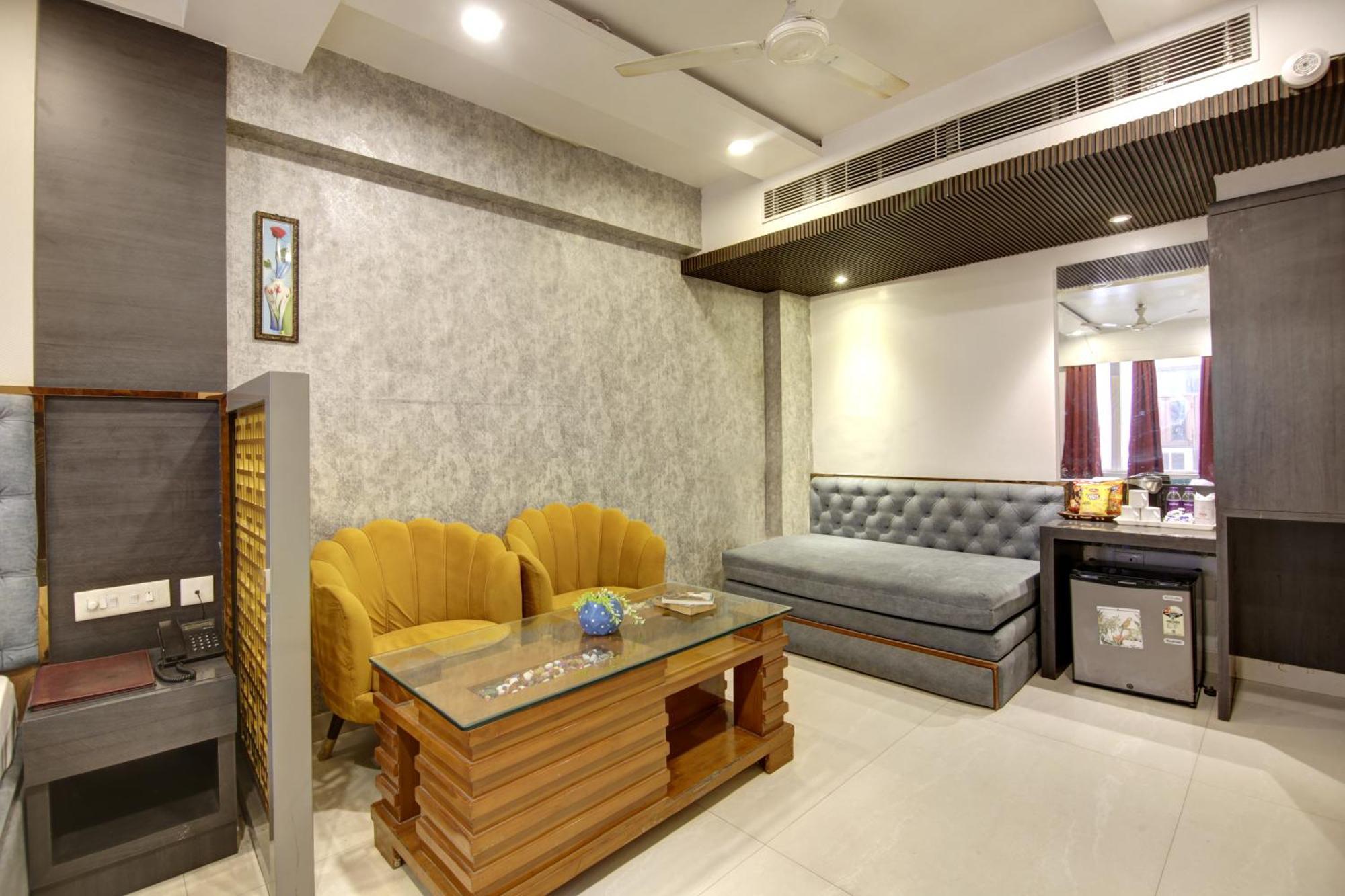 The Shanti Plaza - New Delhi Nova Deli Exterior foto